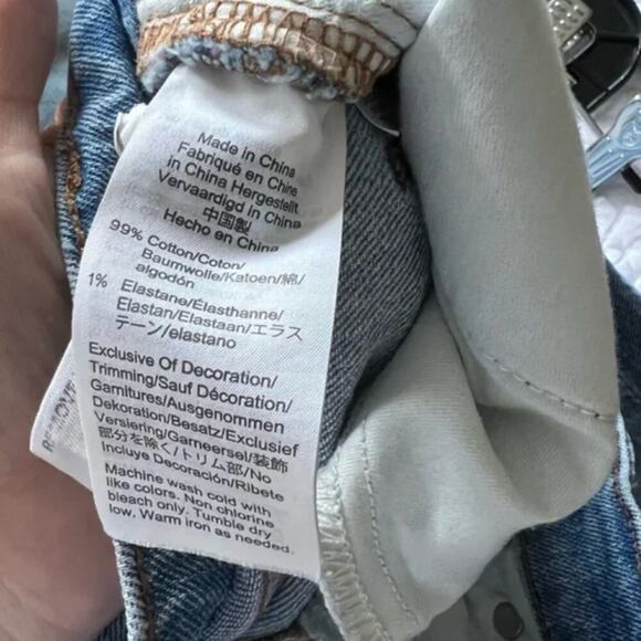 Madewell Cali Demi-Boot Jeans in Dory Wash: Comfort Stretch Edition - Picture 9 of 9